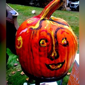 Happy Halloween 🎃 🧛‍♀️😽💯👻🕷🕷🤞💀🤞💰😉😈🏴‍☠️